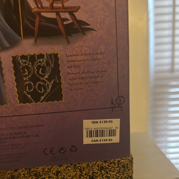 Disney Fairytale Aurora and Maleficent Doll Set - Picture 3 of 8